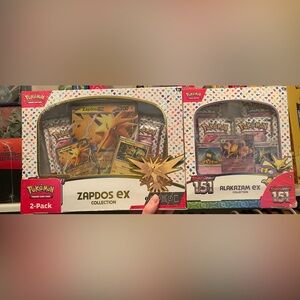 Pokemon Zapdos EX and Alakazam EX Collection 2-Pack - Yellow and Gold